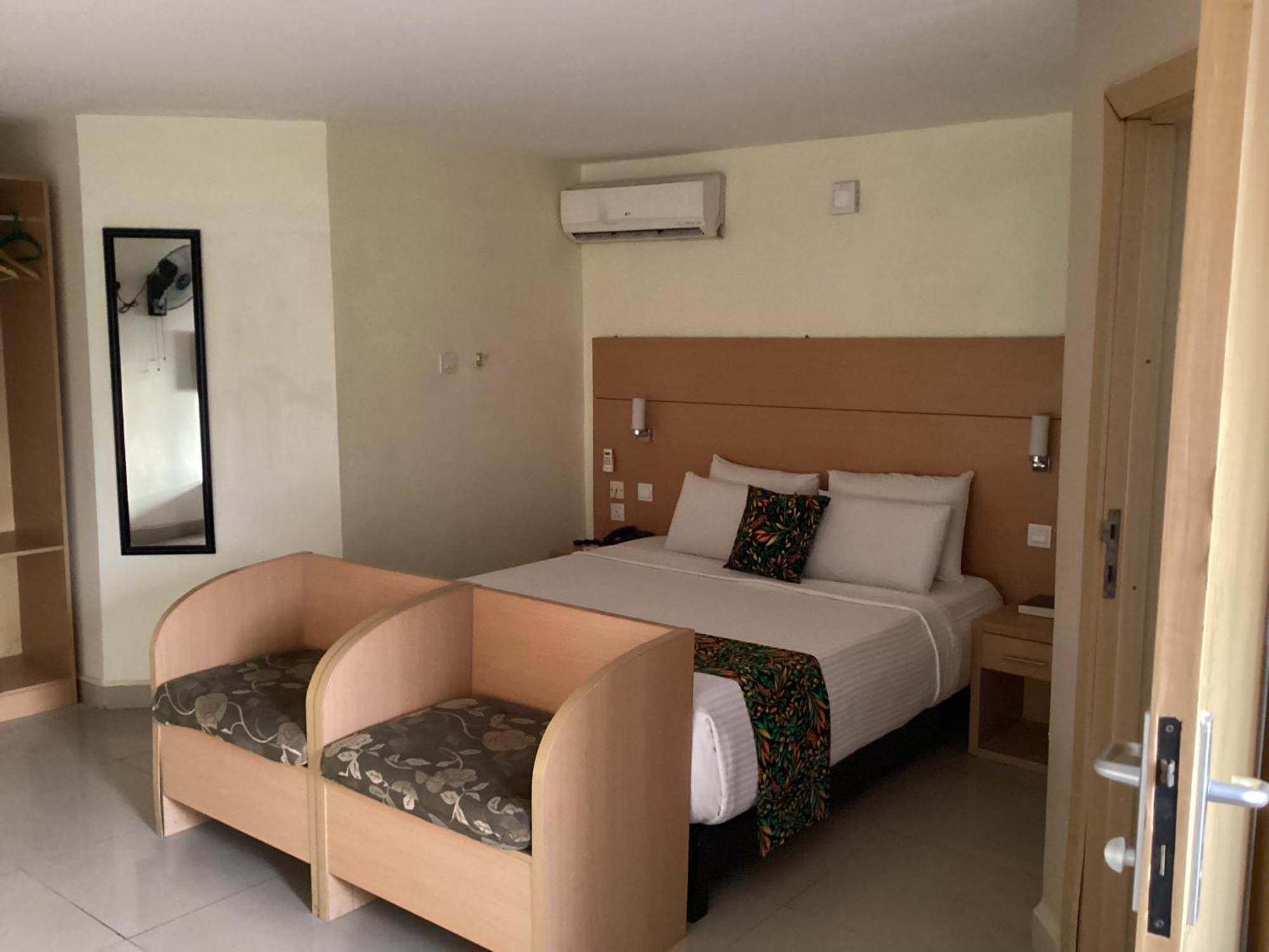 Adis Hotels Ibadan Kültér fotó